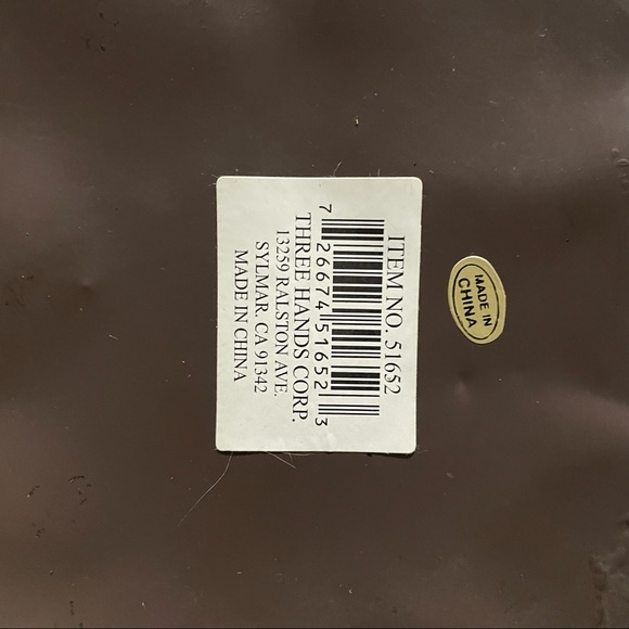 Metal vase with lid for home decor and storage - Picture 3 of 3